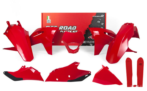 Kit en plastique Racetech-7 pièces noir / rouge à gaz r-kit Gas-RG0-621