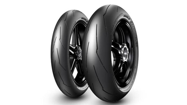 Pirelli Tire Set SuperCorsa V2 (120 / 70ZR17 SC2 + 200 / 55ZR17 SC2)