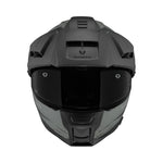 Frontal vy av Schuberth E2 Explorer Khaki mc-hjälm med stilren design och avancerade ventilationsfunktioner.