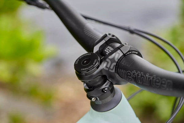 E*Dreizehn Top Cap + Headset Spacer Black St1upa-111111